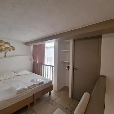 Hameau Des Claudins Apartment Le Plan-de-la-Tour Exterior photo