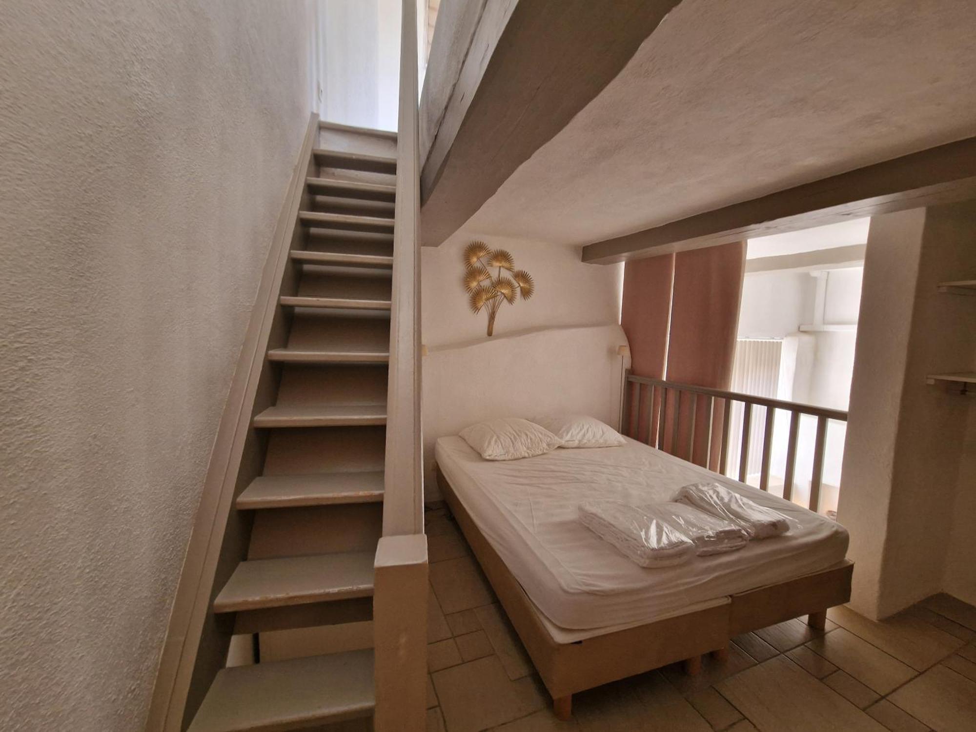 Hameau Des Claudins Le Plan-de-la-Tour